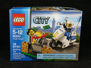Lego City Crook Pursuit Box - Front