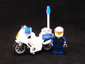 Lego City Crook Pursuit Officer & Motorcycle