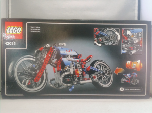 Lego Technic #42036 Street Motorcycle Package rear